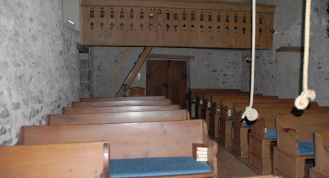 Rüti Kirche Innen2